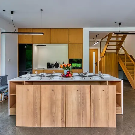 Izerska Z Ogrodem By Royal Aparts