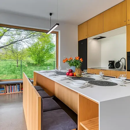 Daire Izerska Z Ogrodem By Royal Aparts